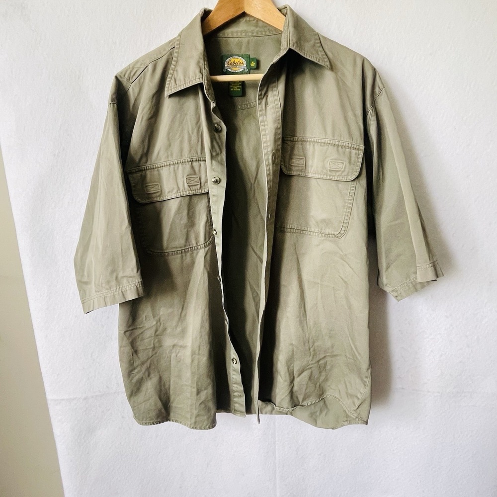 Cabela's‎ Legendary guide, button down 2 pocket vented shirt, Distress Size M